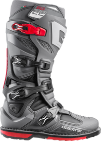 GAERNE SG.22 Boots in Anthracite/Black/Red - Size 14