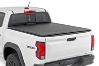 Rough Country | Soft Roll Up Bed Cover | 5' Bed | Chevy/GMC Canyon/Colorado 2WD/4WD (15-26) | 42120500