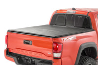 Rough Country | Soft Tri-Fold Bed Cover | 5' Bed | Dbl Cab | Toyota Tacoma 2WD/4WD (16-23) | 41716501A